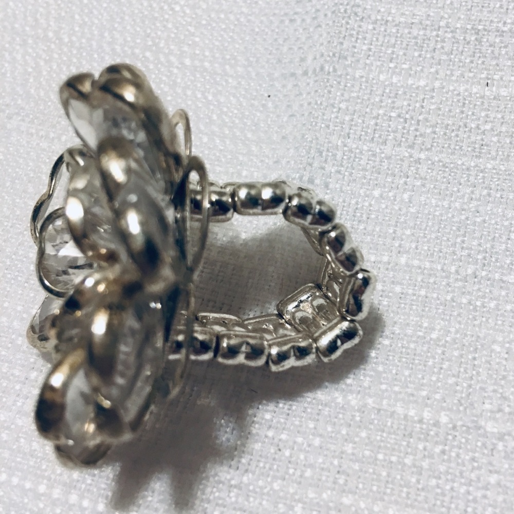 Statement Ring - Picture 4 of 7